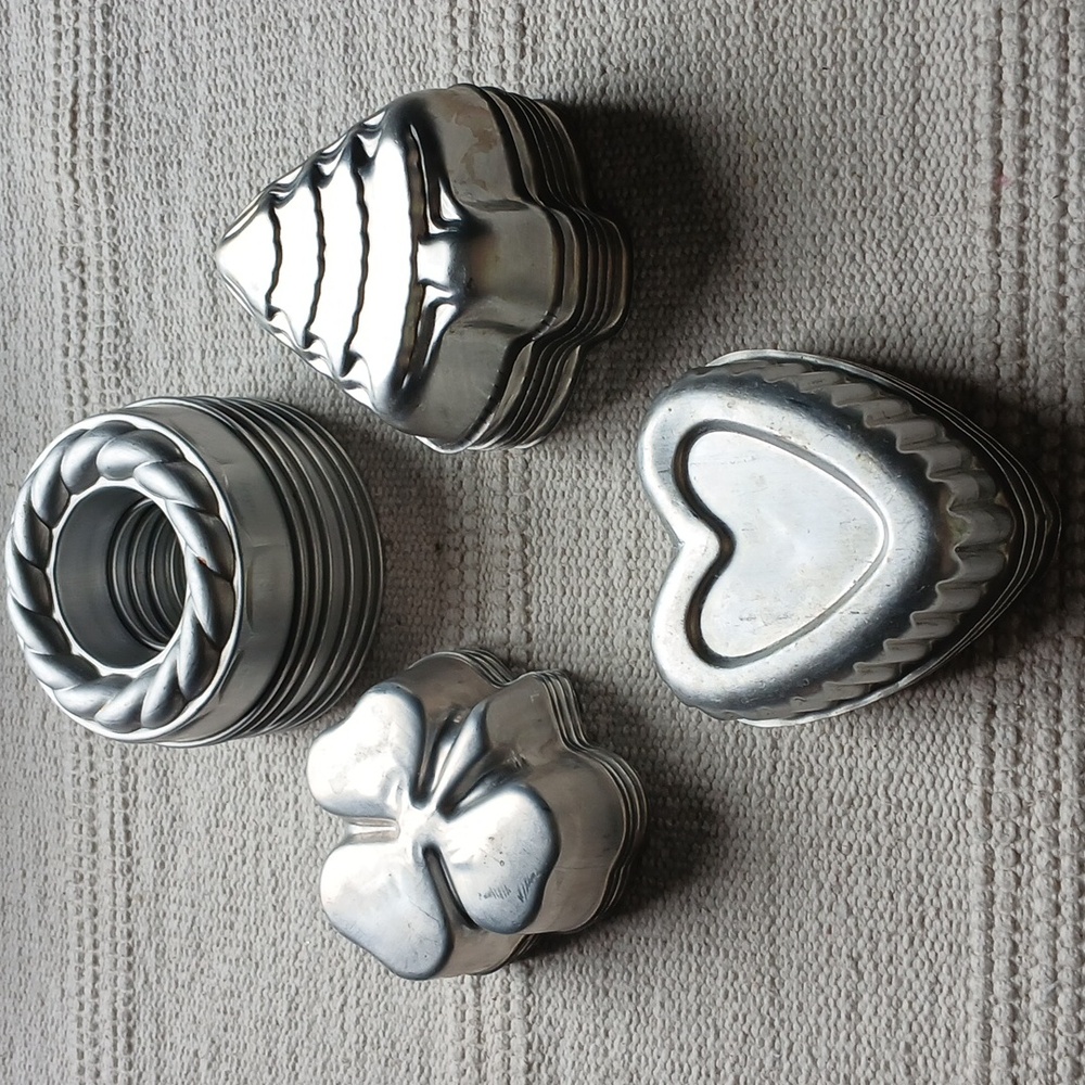 19-Vintage Cake Molds